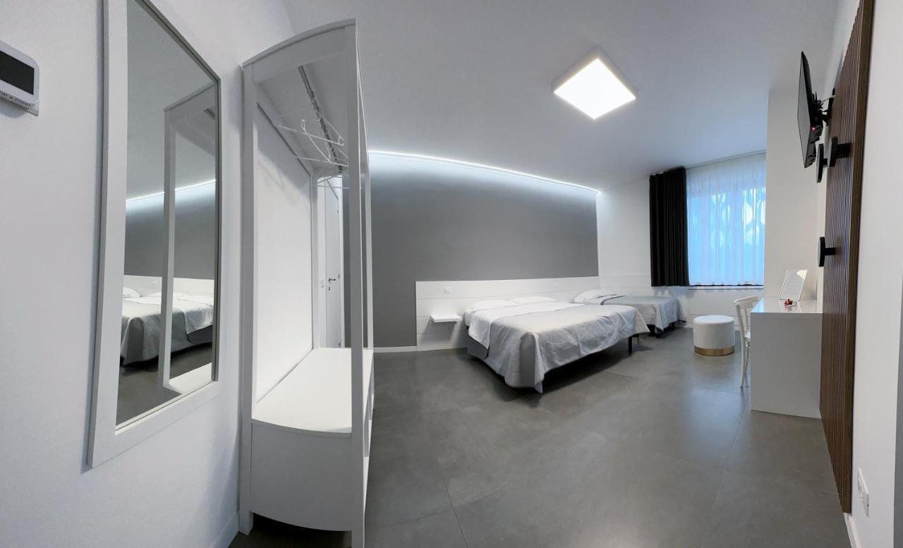 B & B Dal Barone 술모나 외부 사진