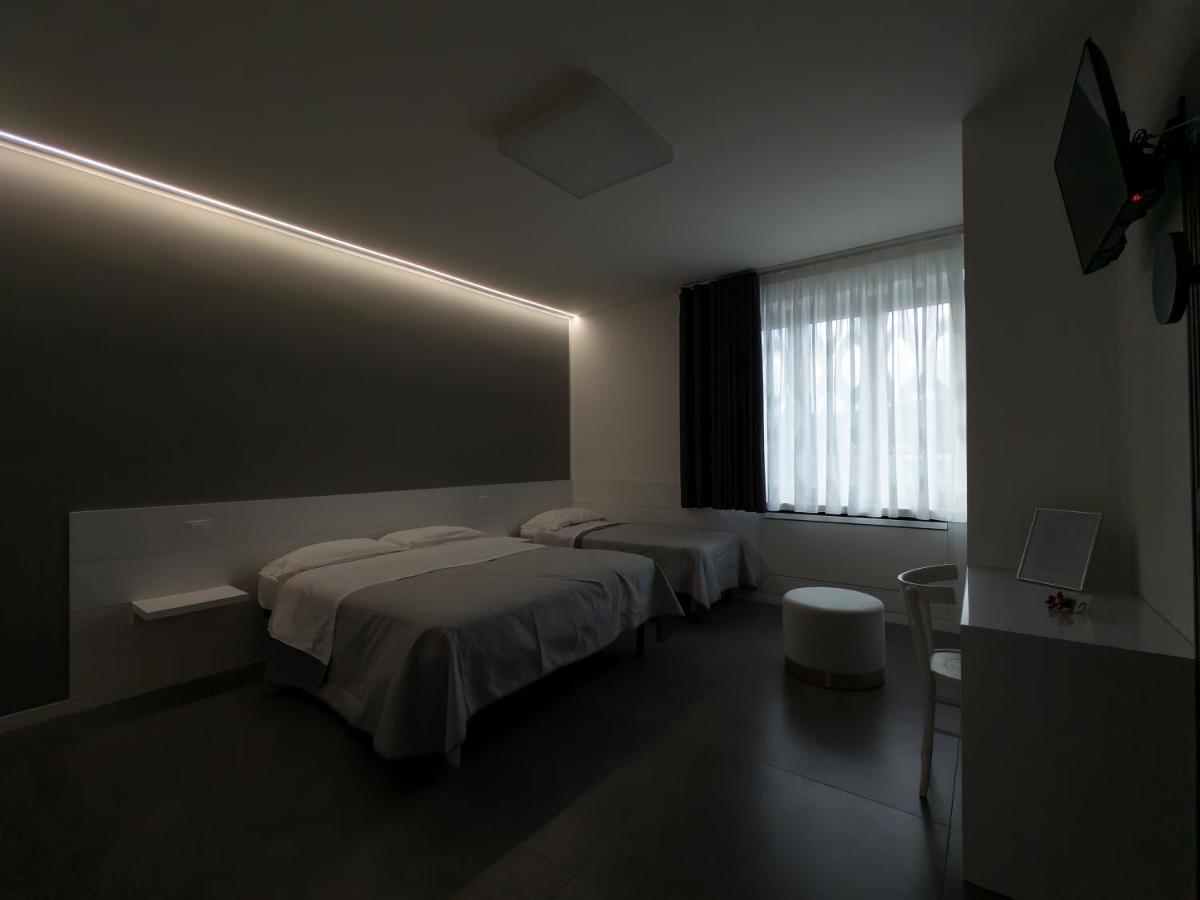 B & B Dal Barone 술모나 외부 사진