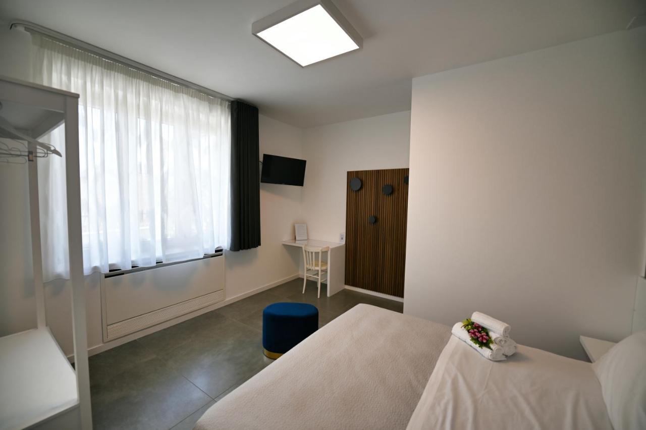 B & B Dal Barone 술모나 외부 사진